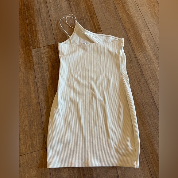 ☀️ Divided • Bodycon Mini - Picture 3 of 3